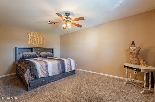 8142 11th Pl, Phoenix AZ  85020-3716 exterior