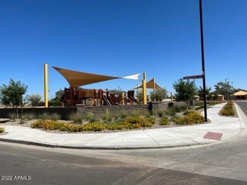 15933 Electra Ln, Sun City AZ 85387-2027 exterior