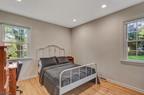 1751 Circle Dr, Martinsville NJ  08836-2148 exterior