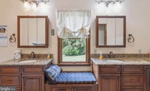 318 Commissioners Pike, Pilesgrove NJ 08098-2035 exterior