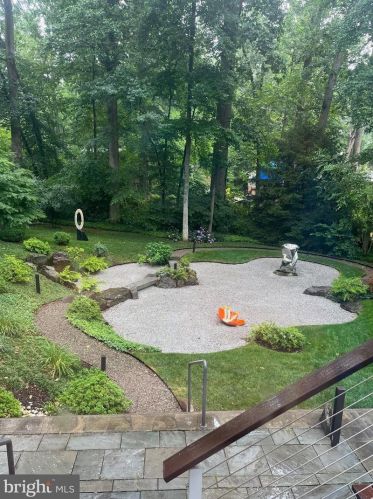 6358 Lyric Ln, Falls Church, VA 22044-1217