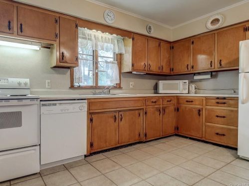 490 Bullville Rd, Montgomery NY  12549-1870 exterior