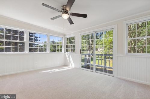 5758 Benford Dr, Haymarket VA  20169-2503 exterior