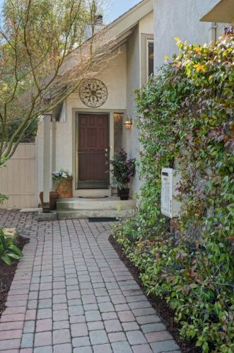 1232 Bracebridge Ct, Campbell, CA 95008-6427