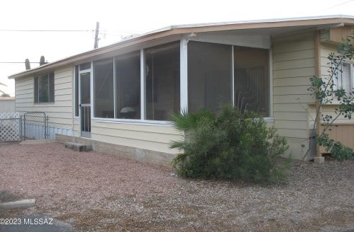 5401 Bar X St, Tucson AZ  85713-6412 exterior