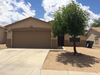 1951 Nava Dr, Tucson, AZ 85746-3412