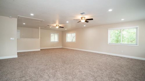 7600 Mcconnel Dr, Citrus Heights CA  95610-2606 exterior