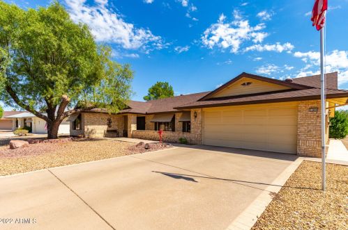 13829 Casa Linda Dr, Sun City, AZ 85375-5454