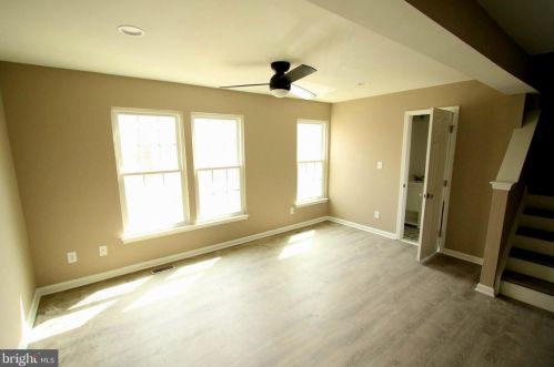 9026 Falcon Glen Ct, Bristow VA  20136-5734 exterior