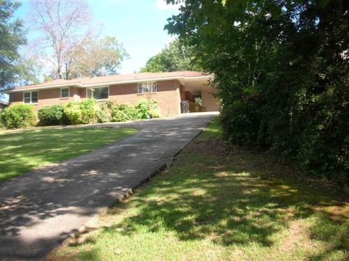 1301 Bellevue Dr, Gadsden, AL 35904-3622