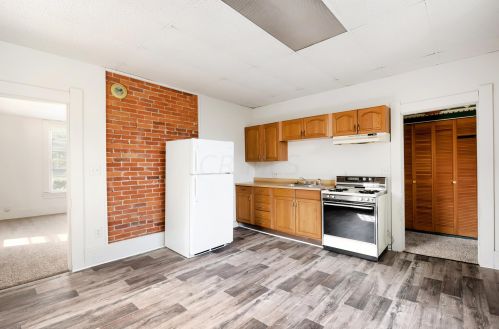 1001 Beatty Ave, Cambridge OH  43725-1921 exterior