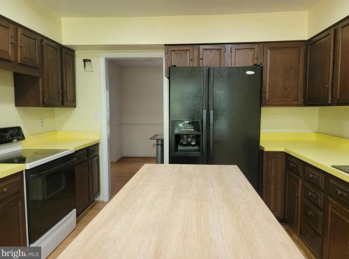 13501 Highland Farms Ct, Nokesville VA  20181-2811 exterior