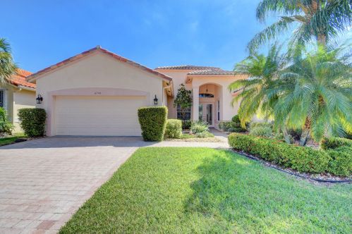 6774 Garde Rd, Boynton Beach, FL 33472-7300