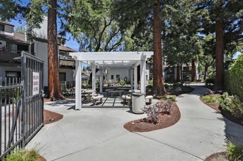 1942 Tradan Dr, San Jose CA  95132-3709 exterior