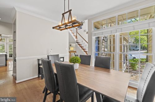 11410 Hollow Timber Ct, Herndon VA  20194-1980 exterior