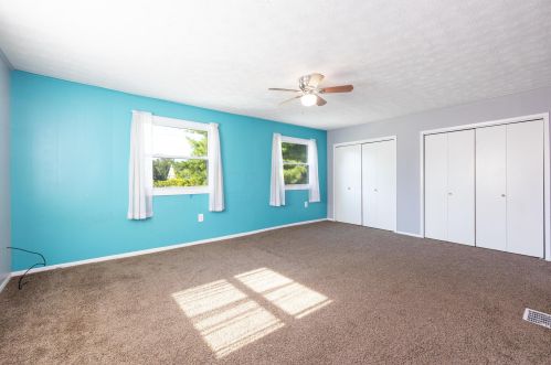 725 Eastern Ave, Bellefontaine OH  43311-2615 exterior