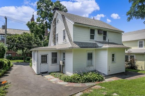 68 Mckinley Ave, White Plains NY  10606-1618 exterior