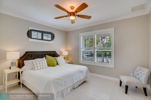 1525 79th Ave, Vero Beach FL  32966-1261 exterior