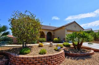 1648 Warrington Dr, Henderson, NV 89052-6820