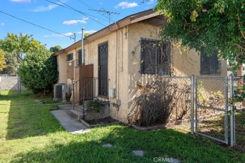 4419 South St, Lakewood CA  90712-1149 exterior