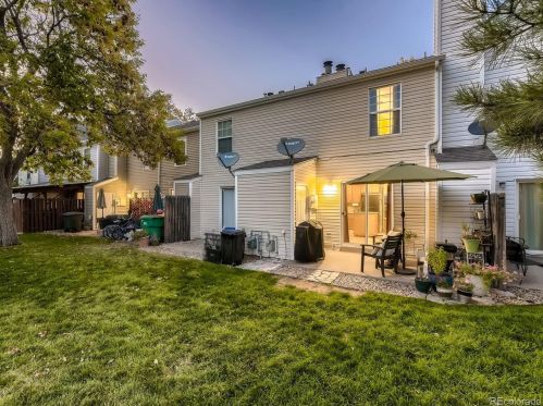 8858 Dartmouth Pl, Denver CO 80227-4524 exterior