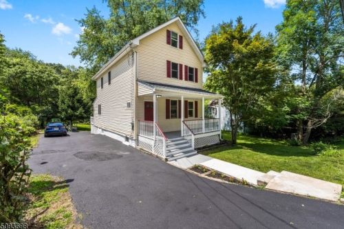 88 Mine Hill Rd, Oxford NJ  07863-3061 exterior