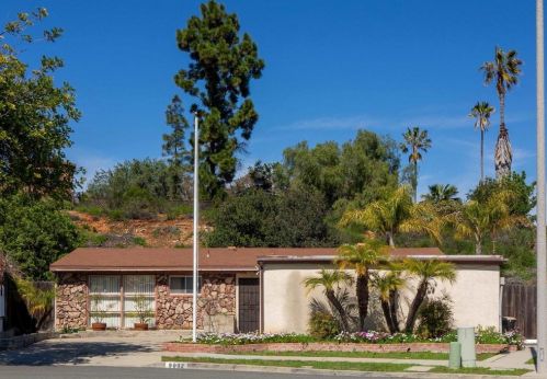 9092 Geraldine Pl, San Diego, CA 92123-3014