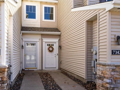 7342 Unity Ln, Minneapolis, MN 55443-5203