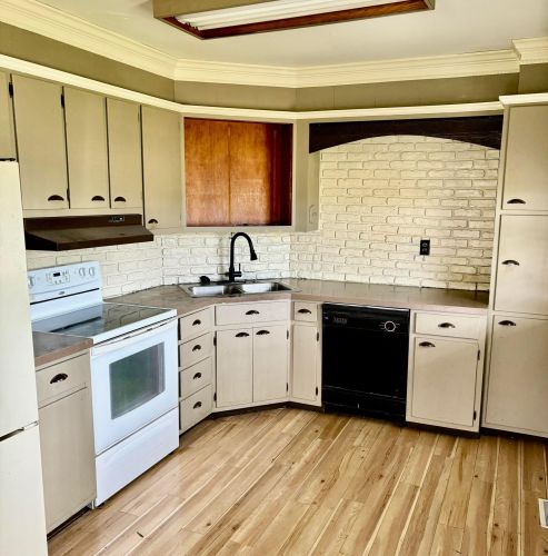 9493 High Free Pike, West Jefferson, OH 43162-9675