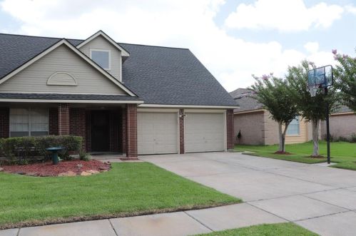 10905 Dogwood Dr, Morgans Point TX  77571-4355 exterior