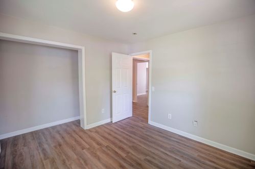 29 Theresa Ave, Salem NH  03079-3959 exterior