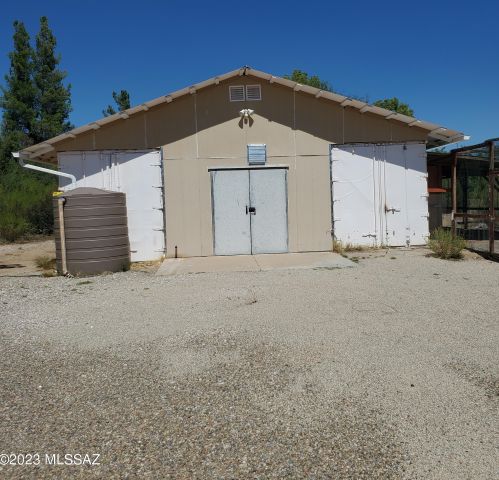 15550 Columbus Blvd, Tucson, AZ 85739-9774