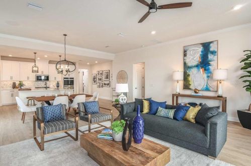 6033 Milestone Dr, Ruskin, FL 33572