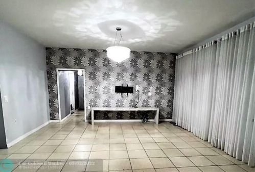 426 25th Ave, Boynton Beach FL  33426-8790 exterior