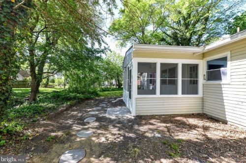 488 Fiddlers Grn, Dover DE  19904-4815 exterior