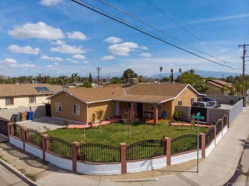 201 Hoover St, Bakersfield, CA 93307-1609