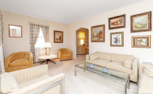 57 Opal St, Floral Park, NY 11003-4306