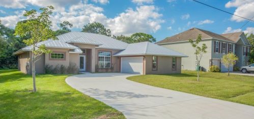 3201 Hambrick St, Fort Pierce, FL 34953-4554