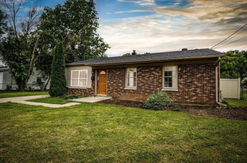 138 Flintstone Dr, New Haven OH  45030-1413 exterior