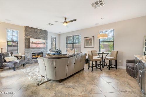 17805 93 Way, Scottsdale AZ  85260-2860 exterior