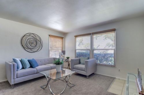 9122 Olive St, Bellflower CA  90706-4518 exterior