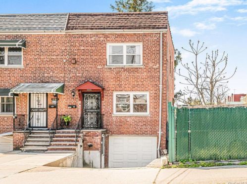 1560 Allerton Ave, Bronx, NY 10469-6133