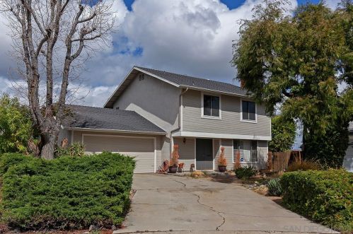 8996 Idyllwild Ln, San Diego, CA 92119-2111