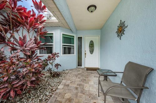 2469 Gulfbreeze Cir, Palm Harbor, FL 34683-2603