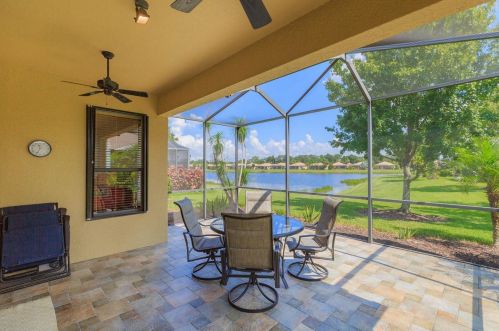 307 Cedar Falls Dr, Ruskin FL  33572-3118 exterior