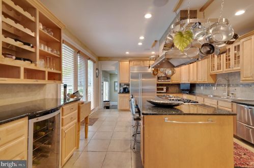 710 Daventry Way, Prospectville PA 19002-2305 exterior