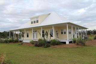 1565 Glen Julia Rd, Chattahoochee, FL 32324-3482