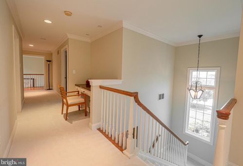 2 Windtree Ln, Glen Mills, PA 19342-1662