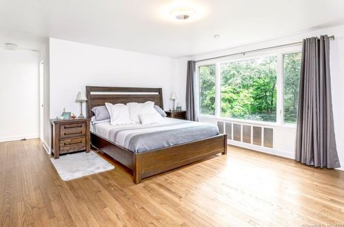 171 Woodchuck Rd, Stamford CT  06903-3605 exterior