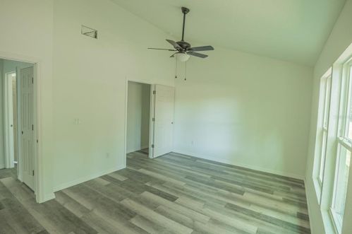 16640 62 St, Ocklawaha FL  32179-3020 exterior